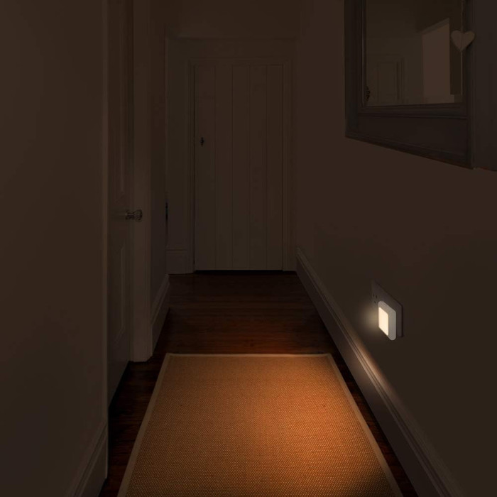 Компактний світлодіодний світильник (Нічник) Emotionlite ELN-066-DIM з автоматичним датчиком світла 2PCS