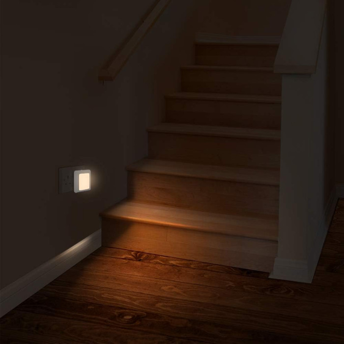 Компактний світлодіодний світильник (Нічник) Emotionlite ELN-066-DIM з автоматичним датчиком світла 2PCS