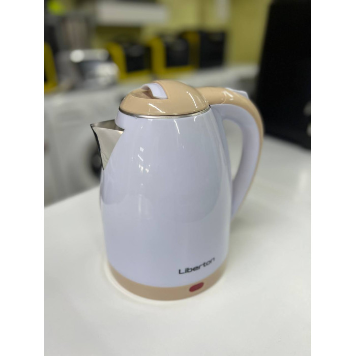 Електрочайник Liberton LEK-6802