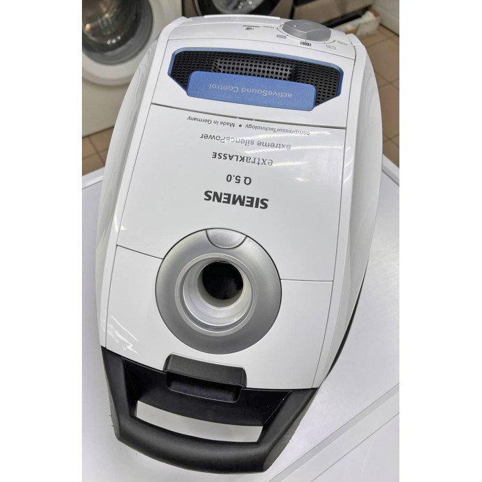 Пилосос із мішком Siemens extraclasse VSQ5X12M1 Q5.0 White Б/В