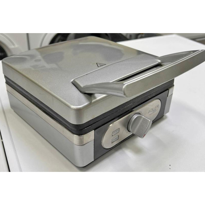 Вафельниця Adler AD 3056 Б/В