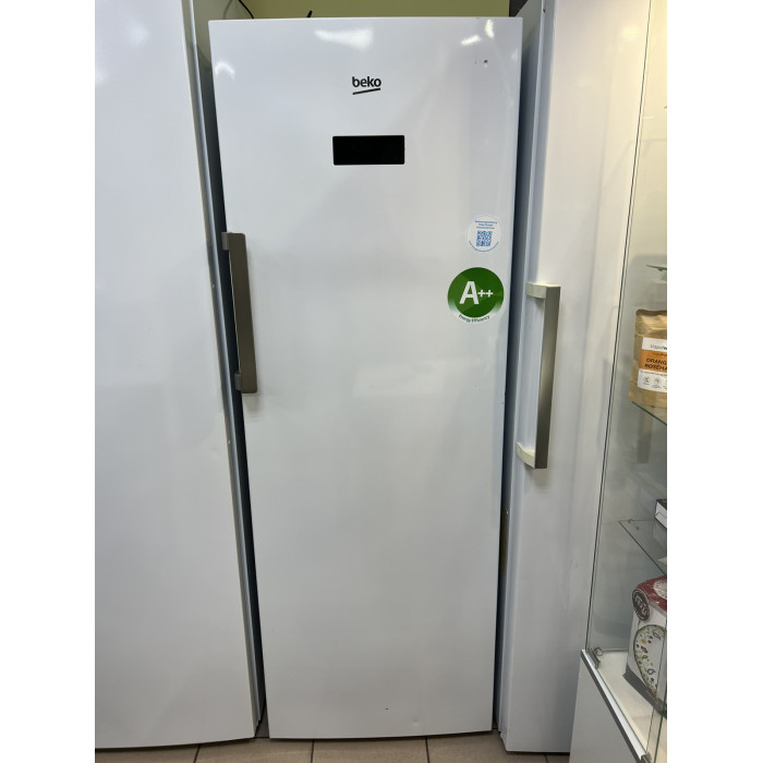 Морозильна шафа Beko RFNE290E33W White Б/В
