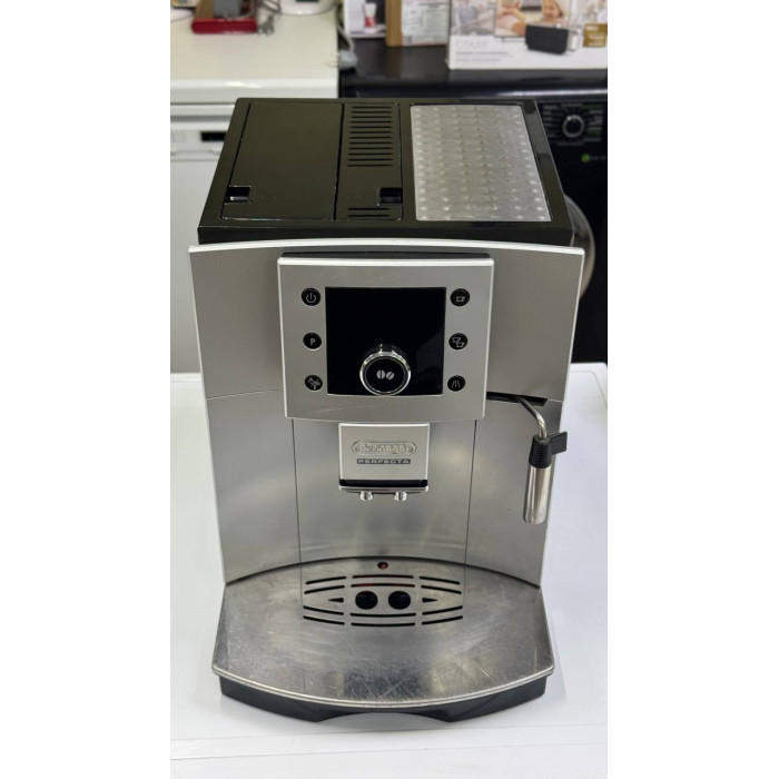 Кавомашина автоматична Delonghi Perfecta ESAM 5400.S Б/В