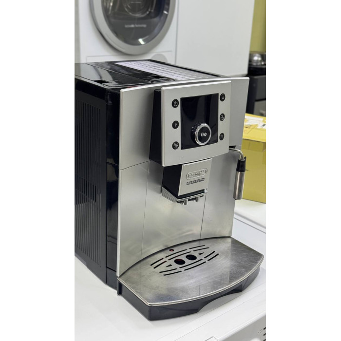 Кавомашина автоматична Delonghi Perfecta ESAM 5400.S Б/В