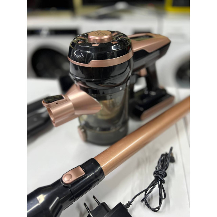 Акумуляторний вертикальний пилосос Adler AD 7044