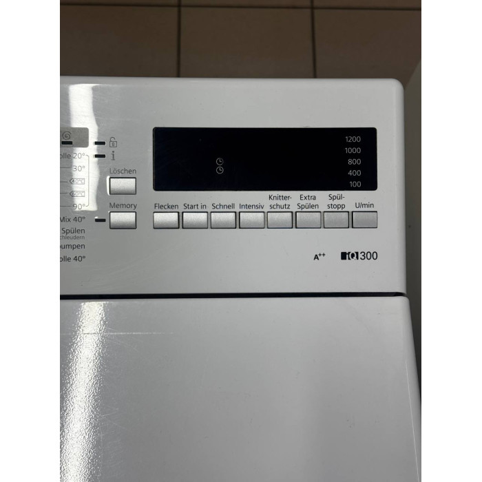 Пральна машина вертикальна Siemens iQ300 WP12T225/02 Б/В