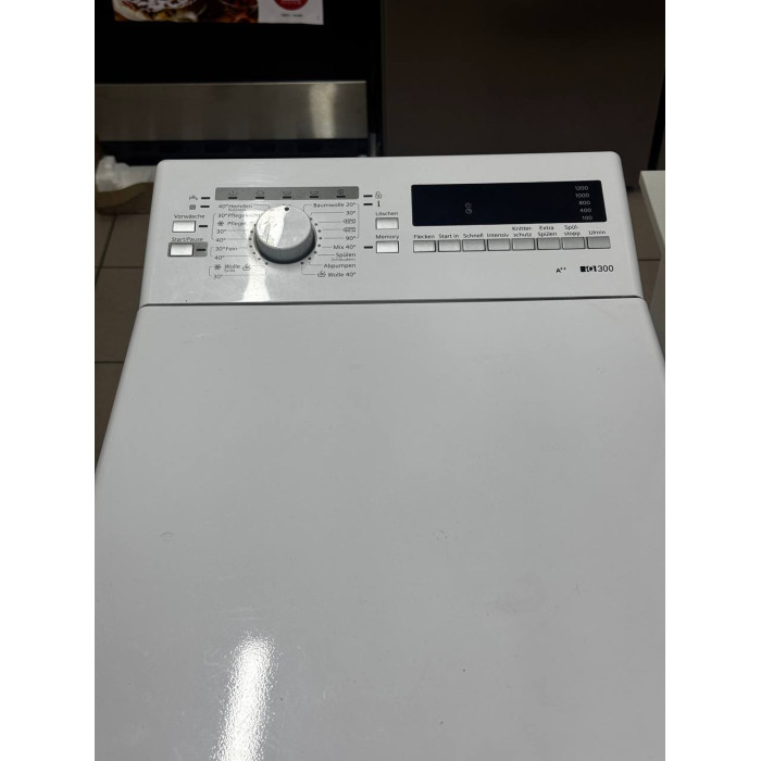 Пральна машина вертикальна Siemens iQ300 WP12T225/02 Б/В