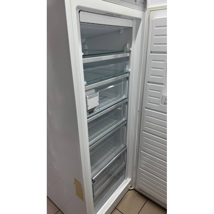 Морозильная камера Bosch GSN54AW40 Б/У