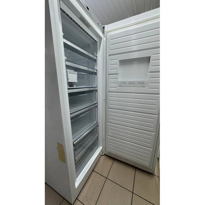 Морозильная камера Bosch GSN54AW40 Б/У