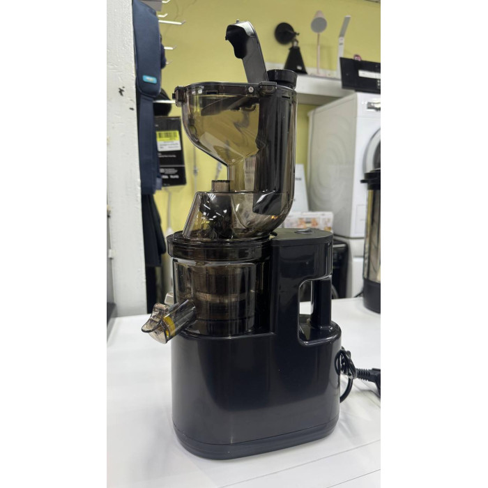 Соковитискач шнековий з насадкою для приготування морозива Panana Black