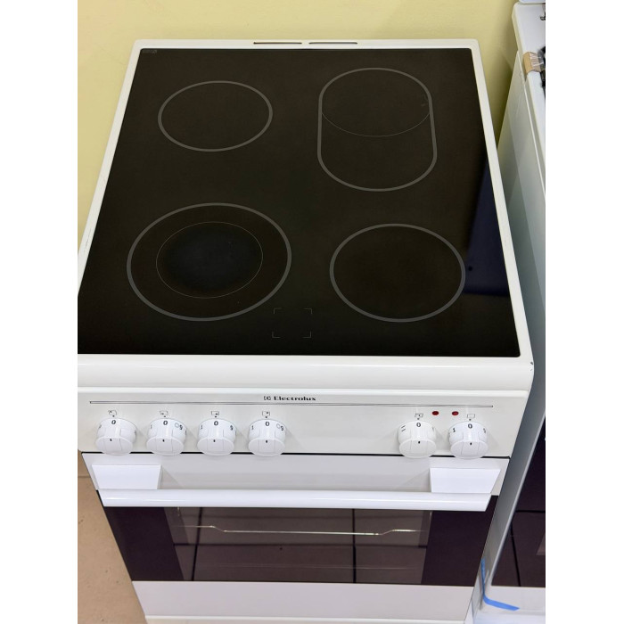 Електрична плита Electrolux EKC510504W Б/В