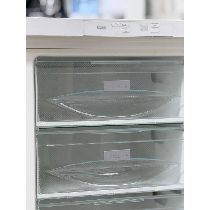 Морозильна камера Miele F 12016 S Б/В