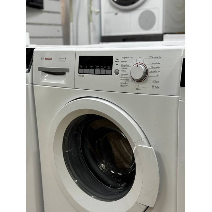 Пральна машина Bosch Serie 4 VarioPerfect WAK28227 White Б/В