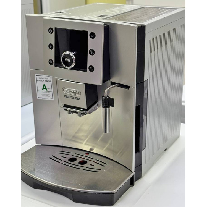 Кофемашина автоматическая Delonghi Perfecta ESAM 5400.S Б/У