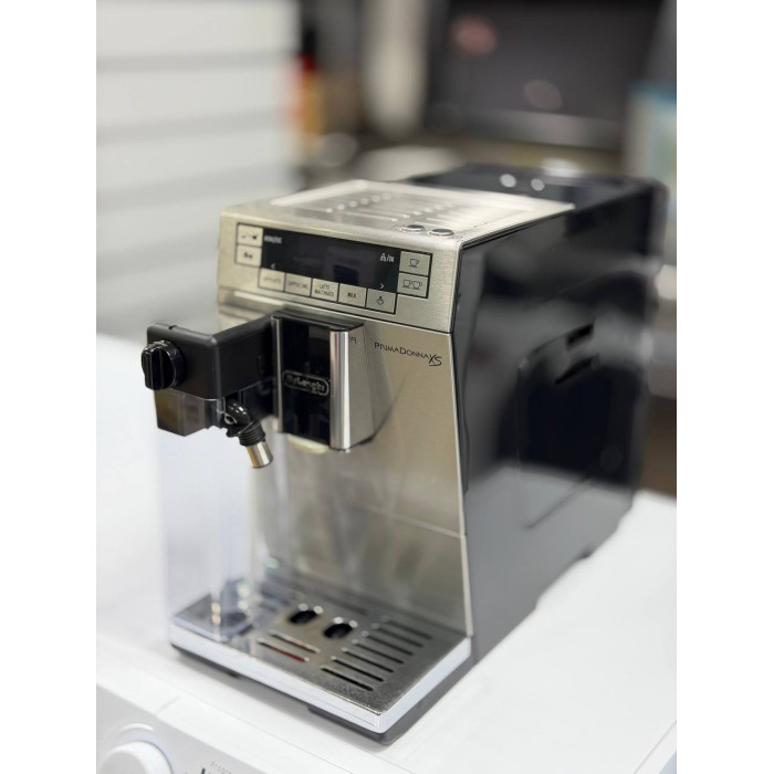 Кавомашина DeLonghi PrimaDonna XS ETAM36.366.MB Б/В