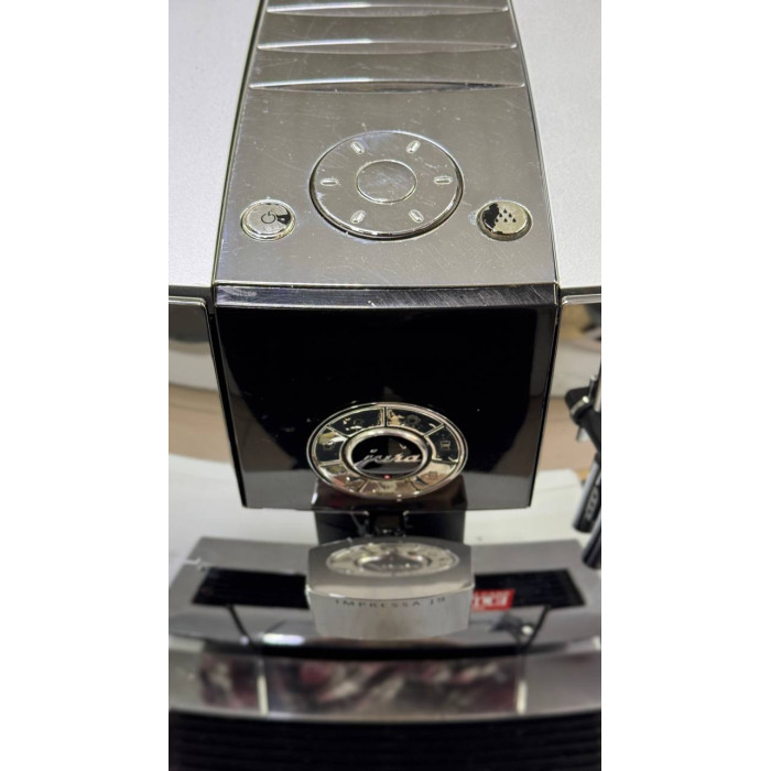 Кавомашина Jura Impressa J9 Chrome One Touch Б/В