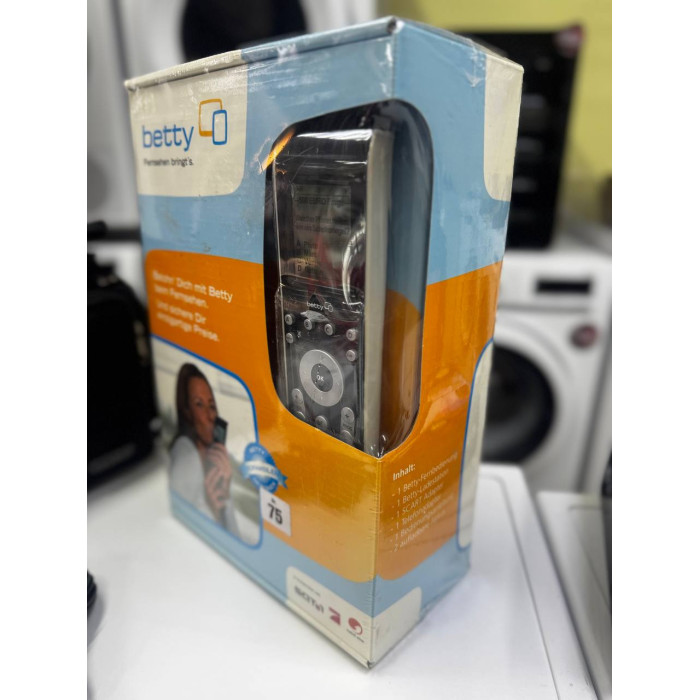 Інтерактивний пульт Betty Universal Remote Control