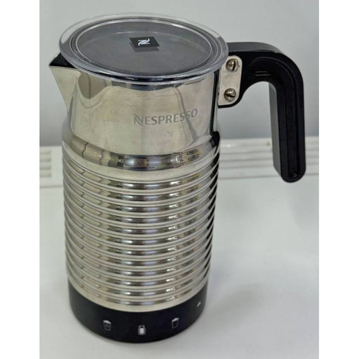 Вспениватель молока NESPRESSO Aeroccino 4 4194 Б/У
