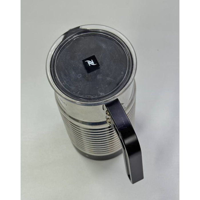 Вспениватель молока NESPRESSO Aeroccino 4 4194 Б/У