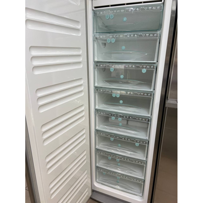 Морозильна камера FN 4957 S ed-1 Б/В