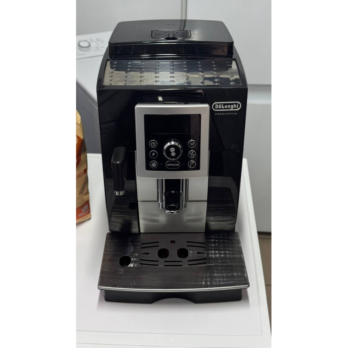 Кофемашина автоматическая Delonghi ECAM 23.463.B Б/У