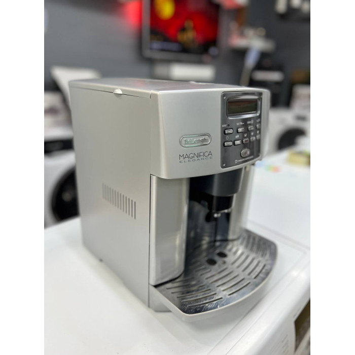 Кавомашина DeLonghi Magnifica Elegance Pronto Cappuccino ESAM 3600.S Б/В