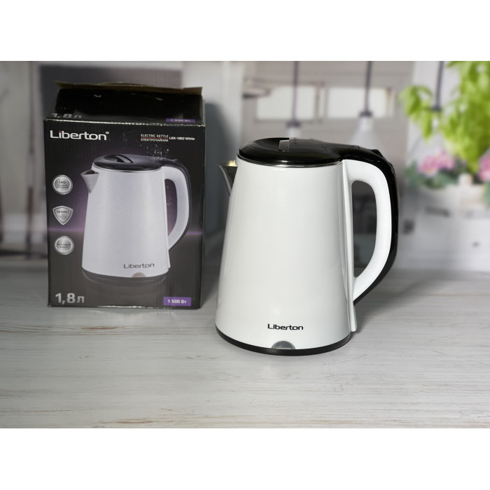 Электрический чайник Liberton LEK-1802 White