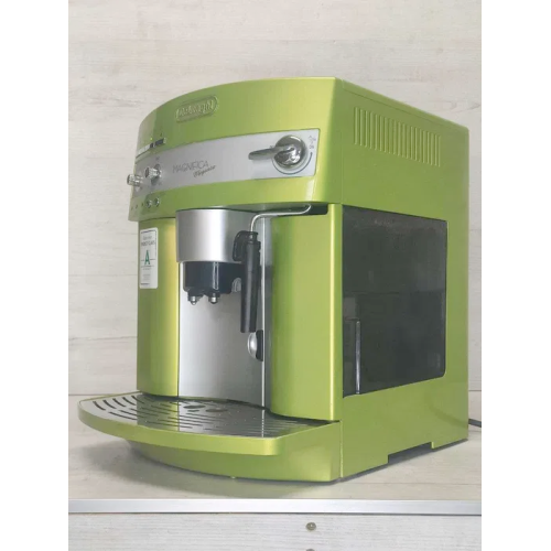 Кавоварка Delonghi Magnifica Elegance Lime Б/В