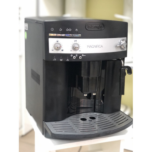 Кавоварка Delonghi ESAM 3000 B Magnifica Б/В