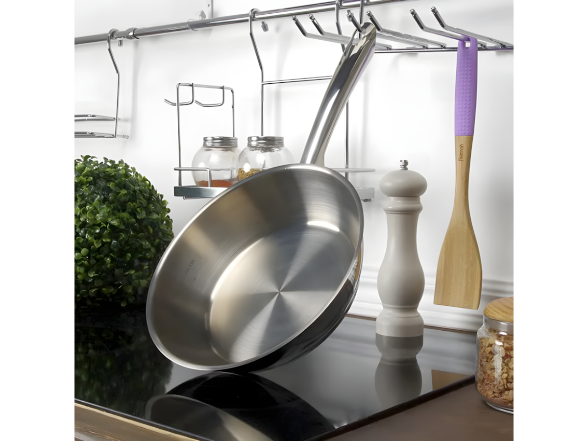 Як вибрати якісну сковороду: поради та види